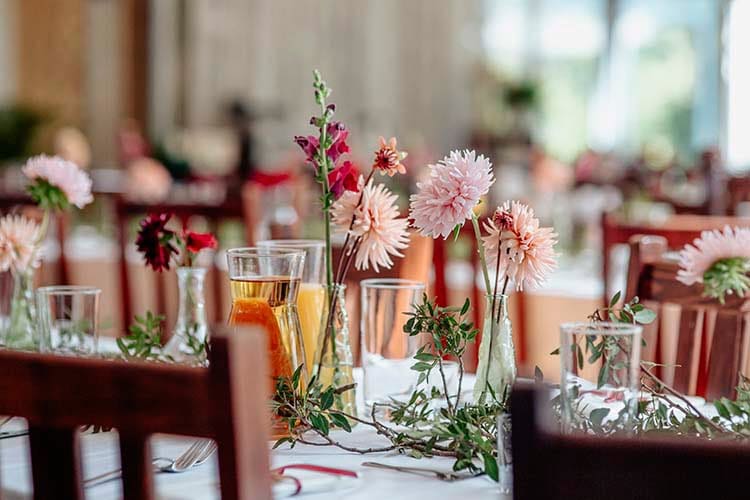 wesele w restauracji,w restauracji grube ryby,dekoracje w stylu rustykalnym,opodal krakowa,wesele wrzesień,dekoracje na wrześniowy ślub,dekoracje na wrześniowe wesele,wesele klaudia,Restauracja Grube Ryby