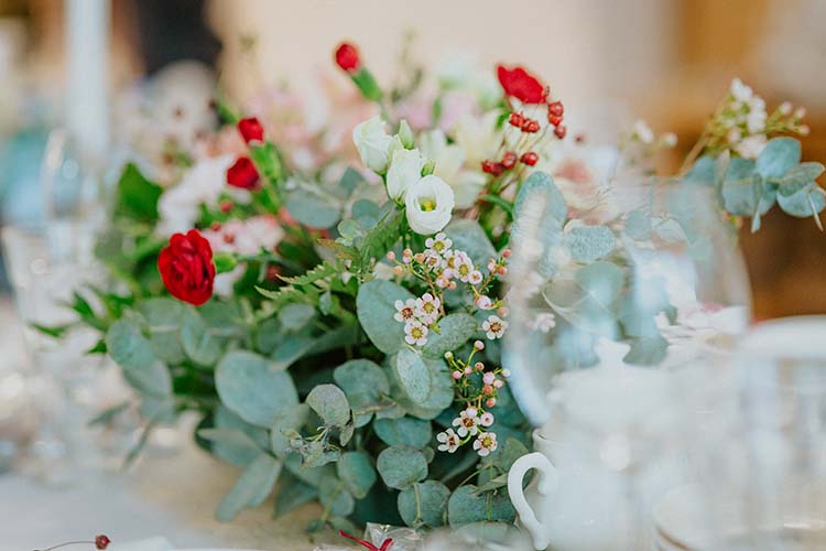 Kompozycja z kwiatów