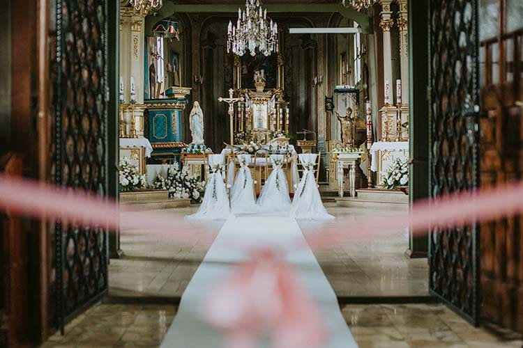 Dekoracje ślubne kościoła św. Erazma w Barwałdzie Dolnym