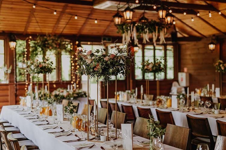 Witkowa Chata, wesele w stylu Moss & Blush. dekoracje wnętrz