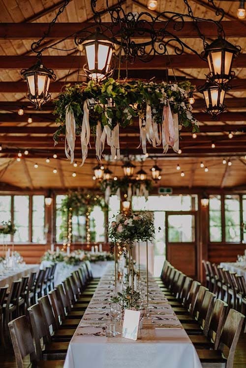 Witkowa Chata, wesele w stylu Moss & Blush. Wnętrze