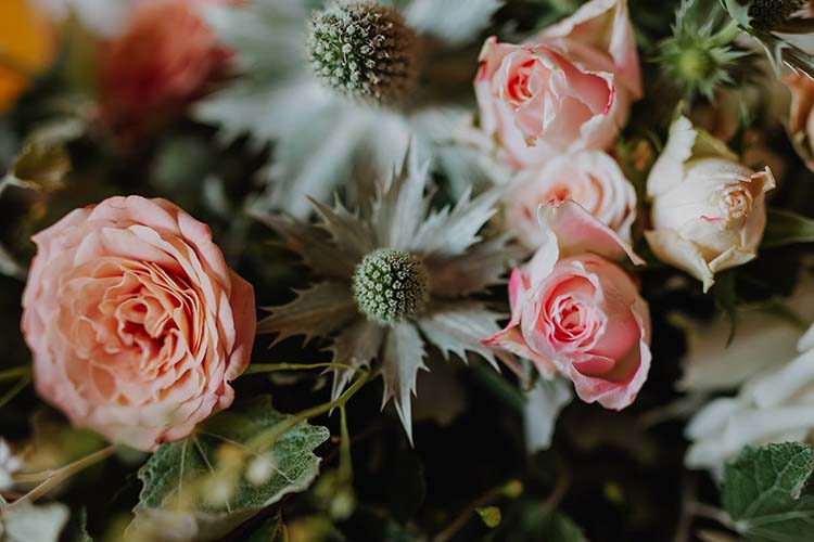 Fragment dekoracji z różami