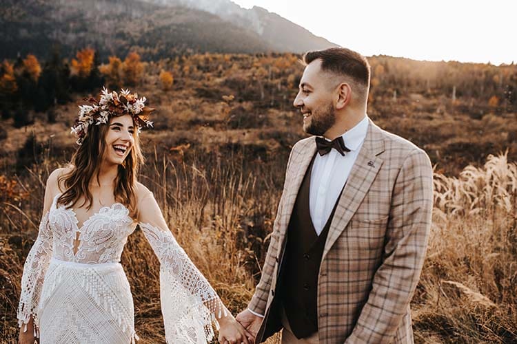 wianek z suszonych kwiatów sesja ślubna (2)